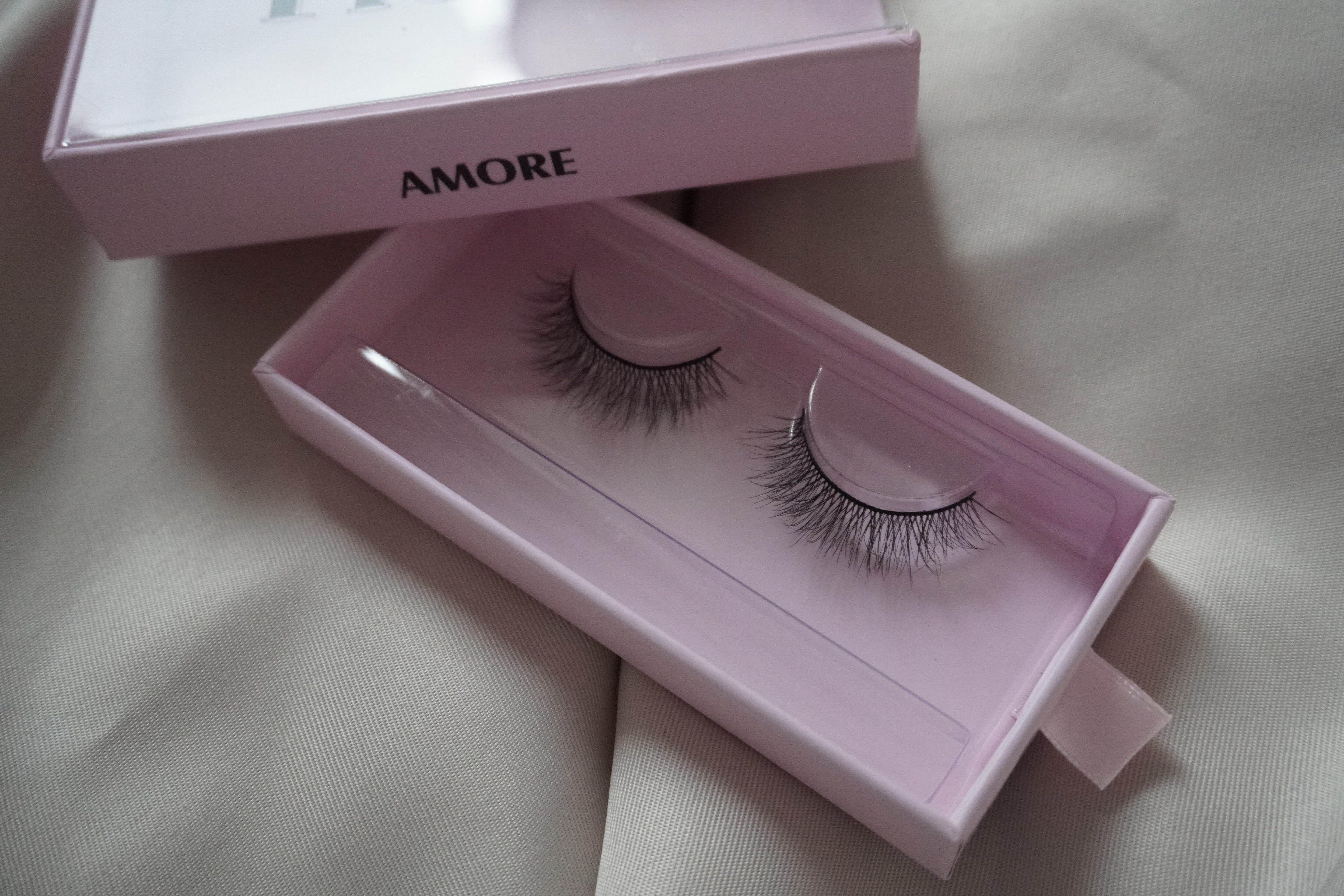 AMORE LASHES